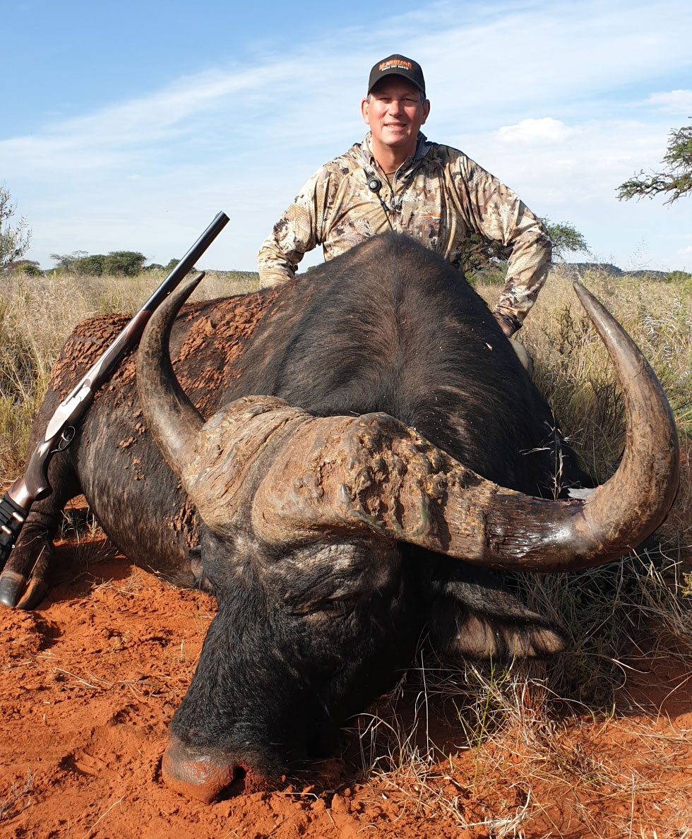 Cape buffalo hunting package at Ingwe Safaris near Douglas South Africa